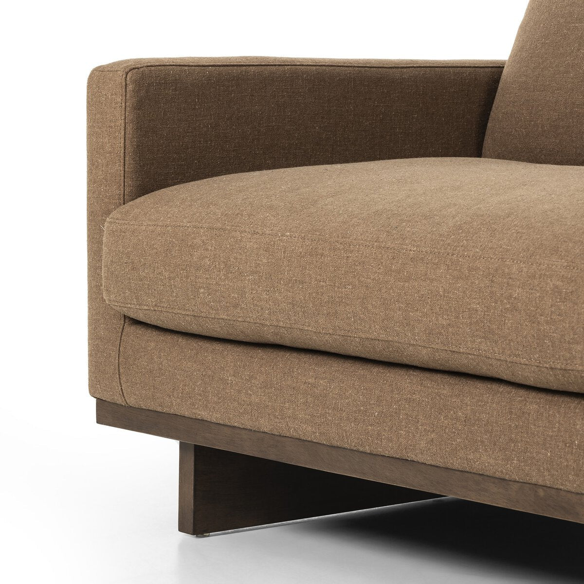 Everly Sofa - detail view 20