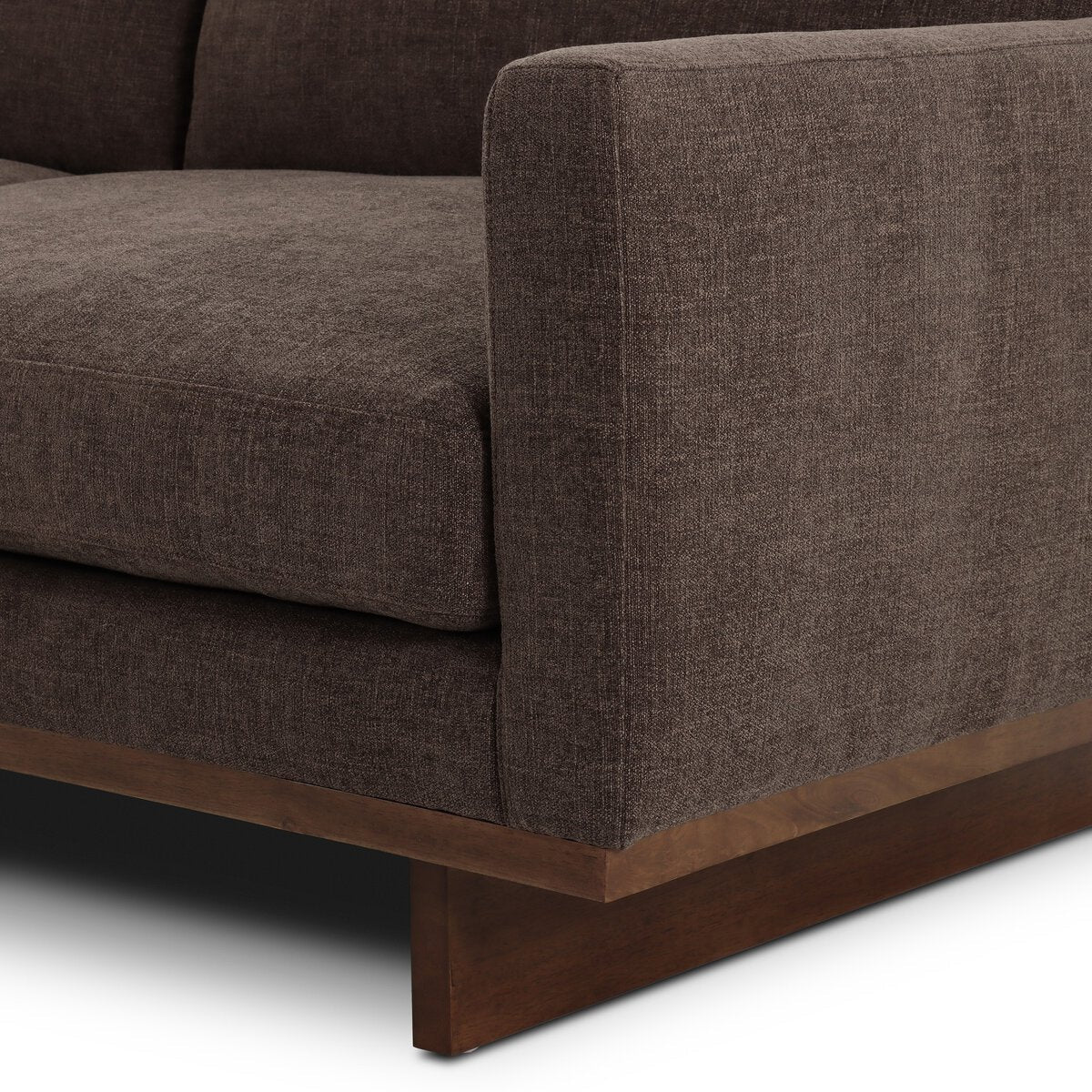 Everly Sofa - detail view 29