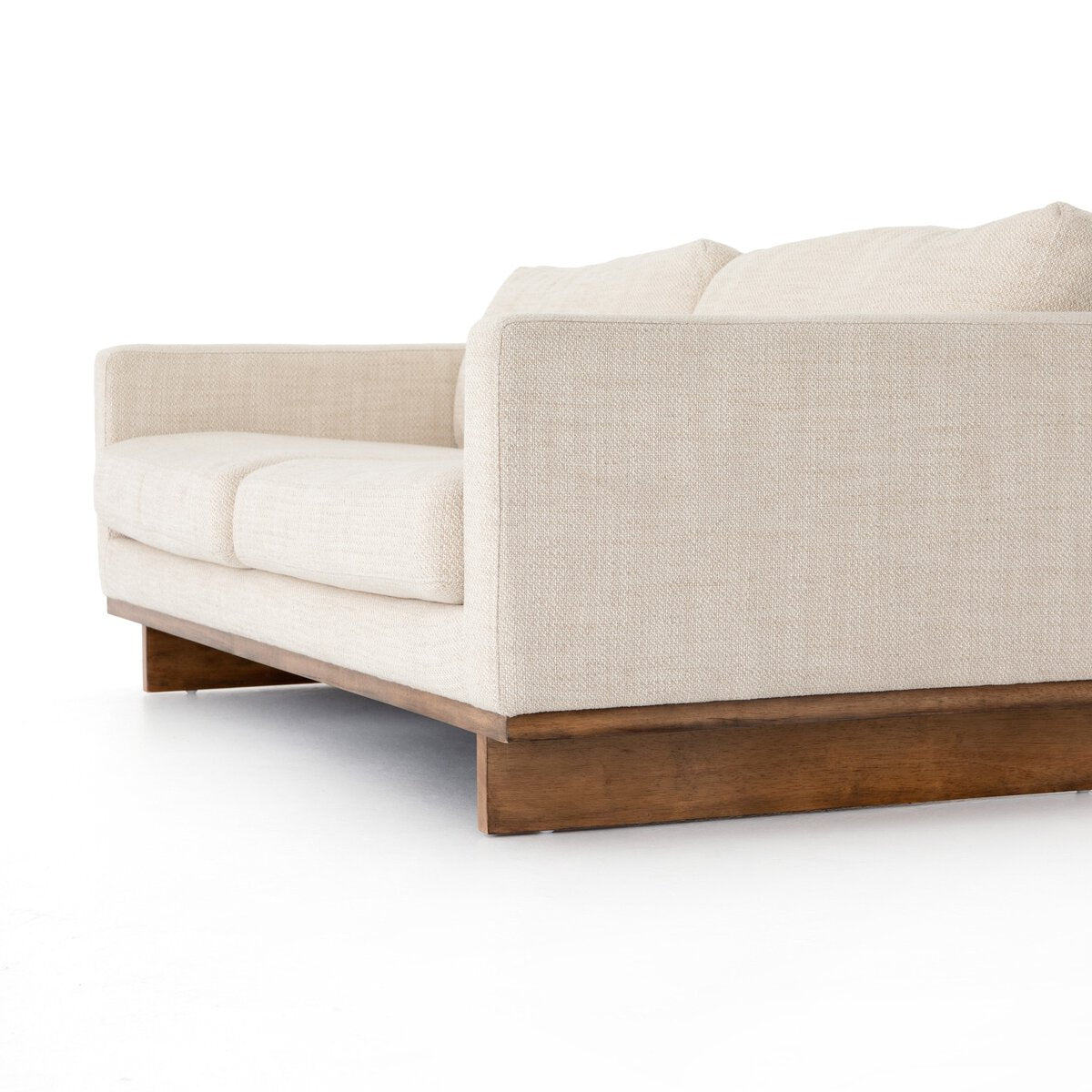 Everly Sofa - detail view 6
