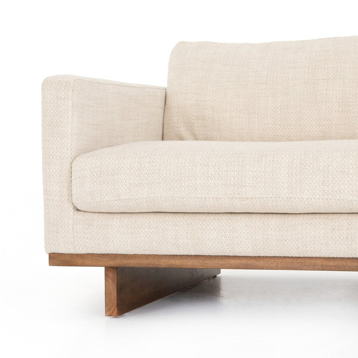 Everly Sofa - detail view 7