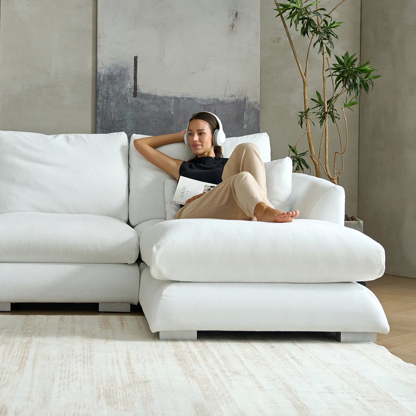 Feathers Sectional - detail view 137