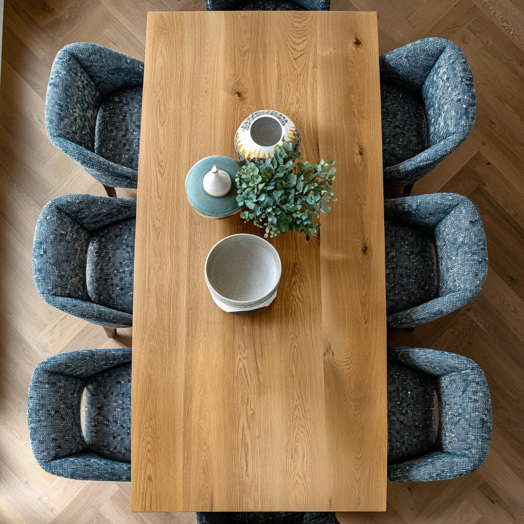 The Gohl Dining Table - detail view 13