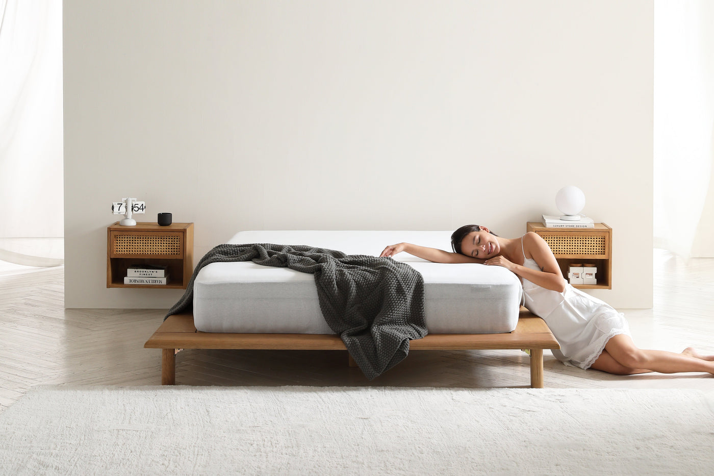 Kahala Bed - detail view 9