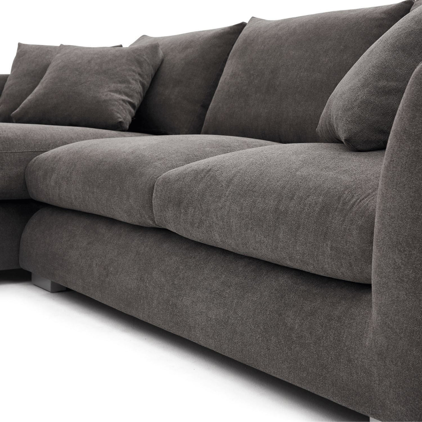 Feathers Sectional - detail view 24