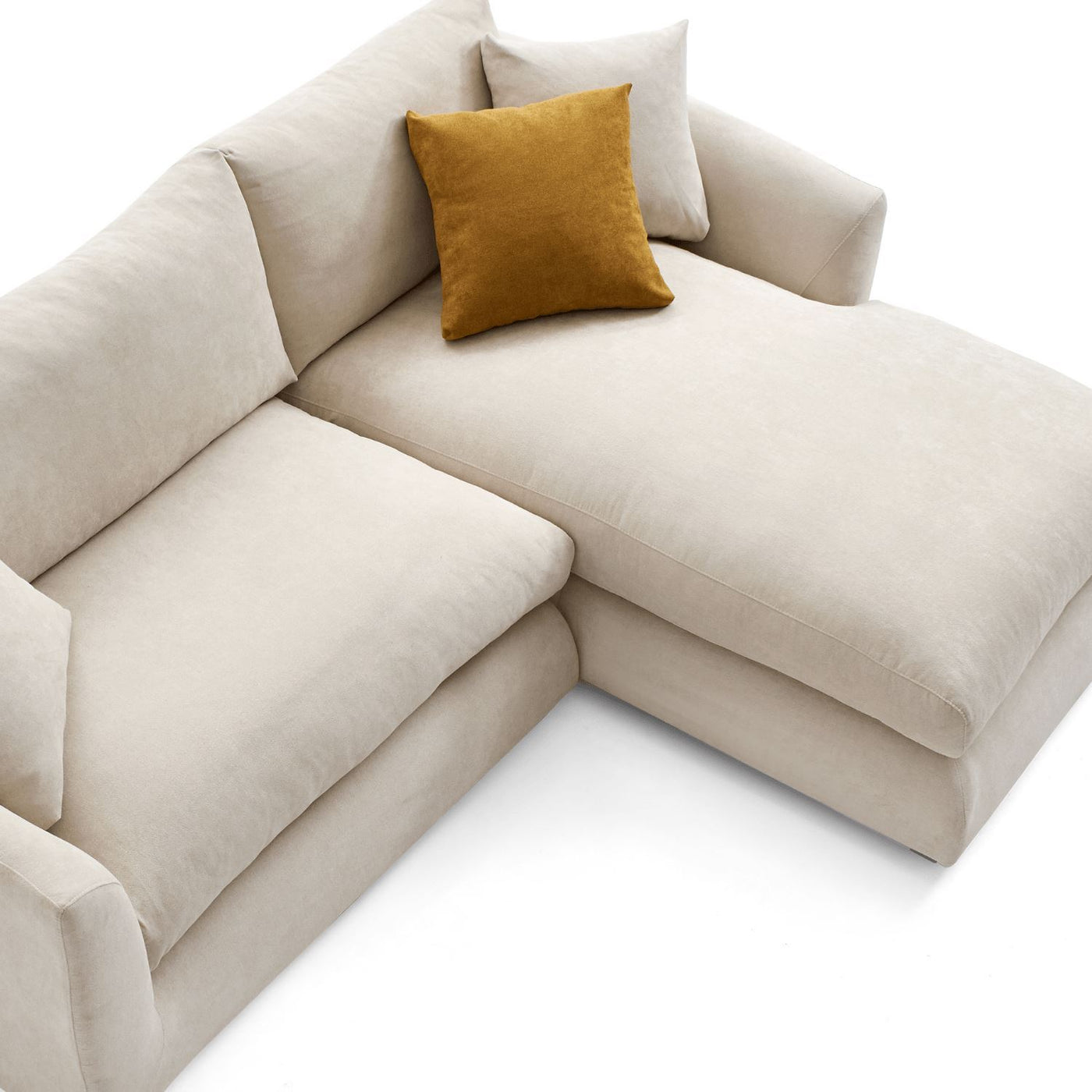 Feathers Sectional - detail view 31