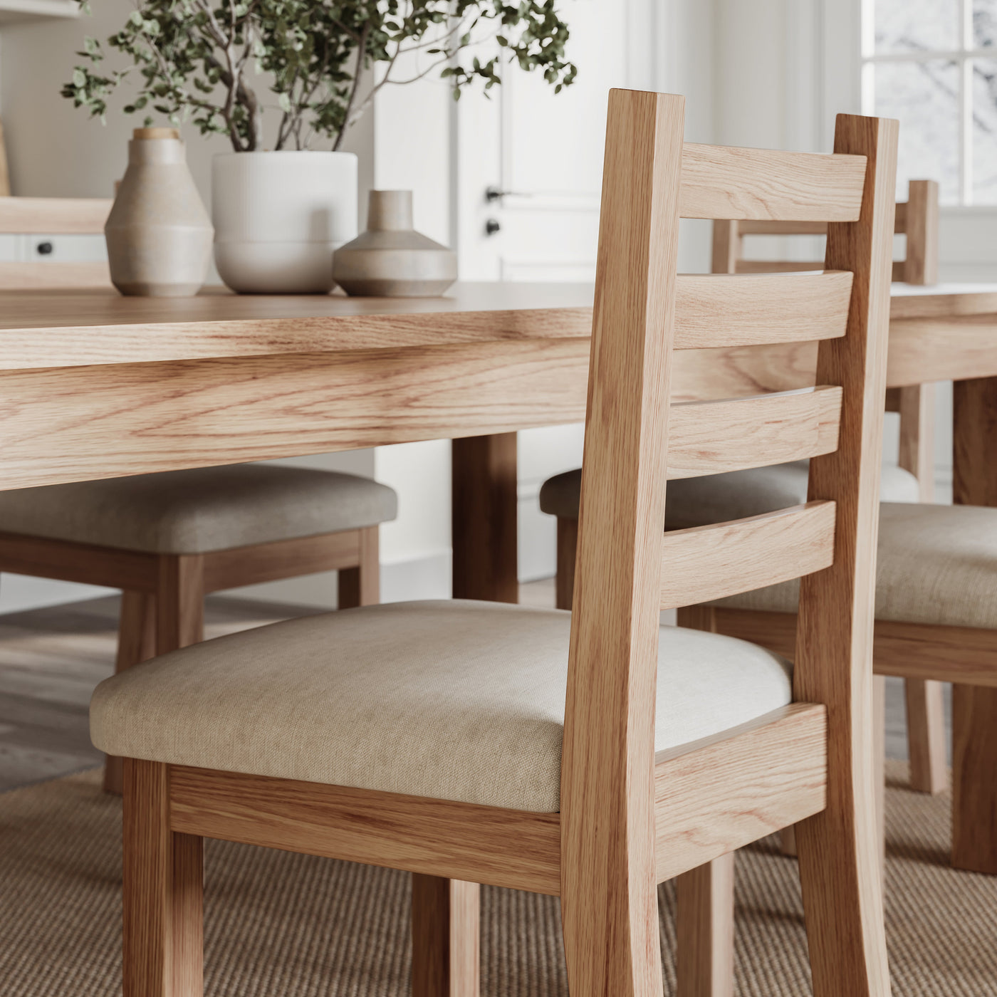 The Piper Dining Table - detail view 9