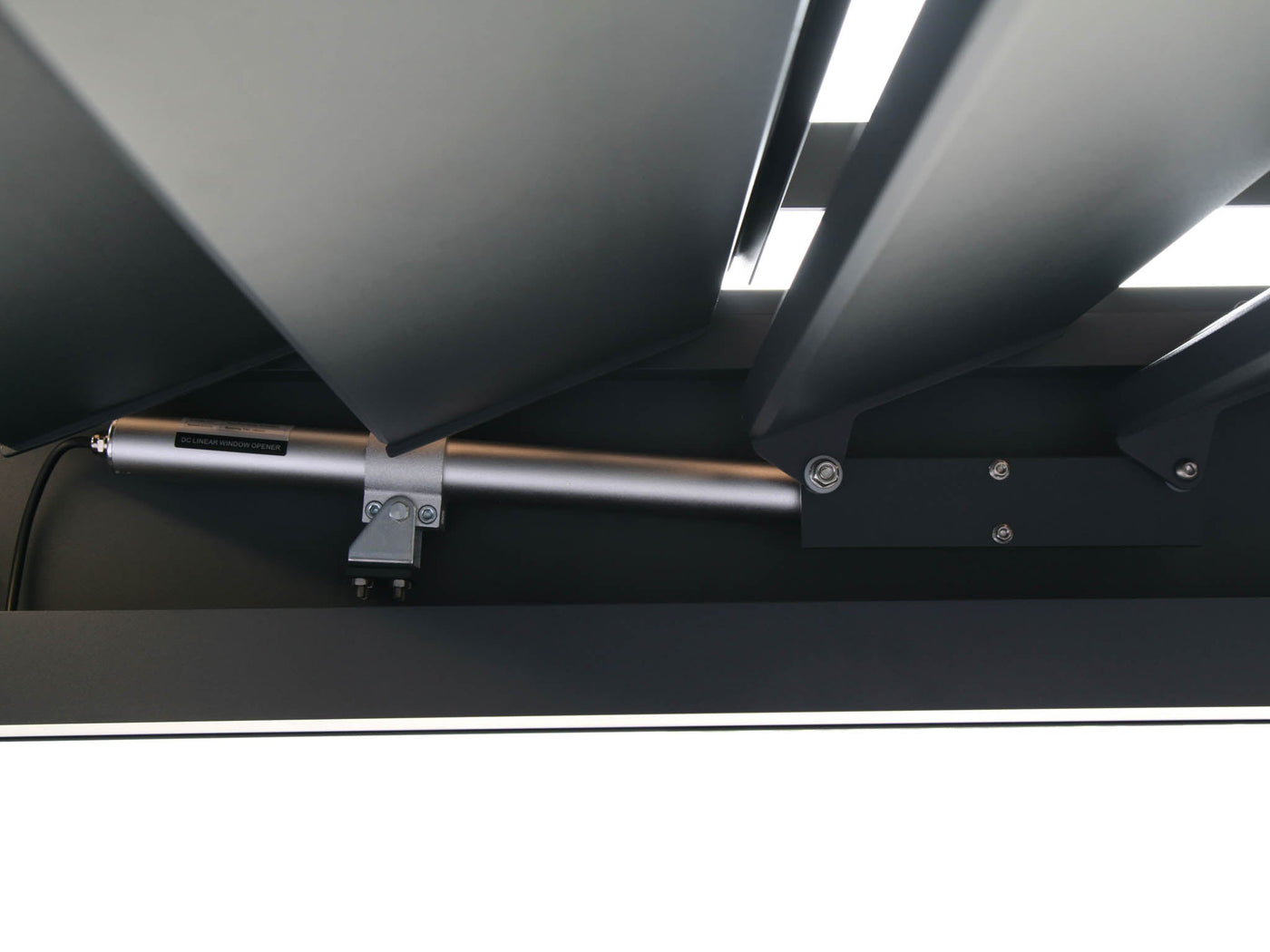 Skydance S2 Pergola - detail view 9