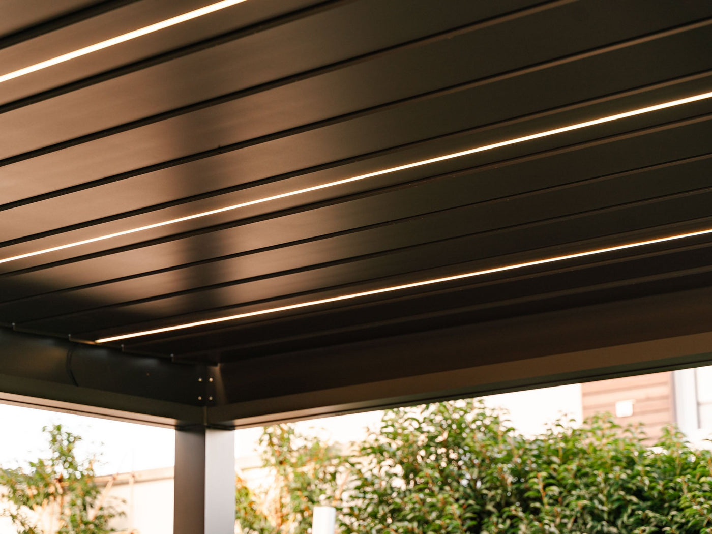 Skydance S2 Pergola - detail view 13