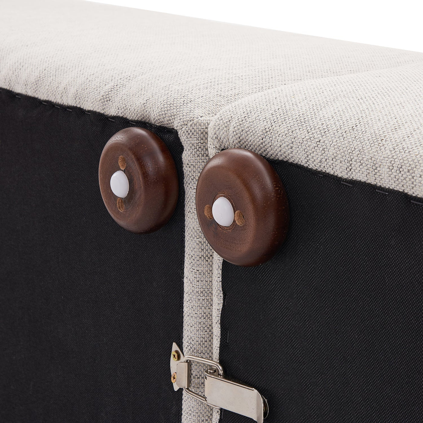 The 5Th Closed Sectional - detail view 125