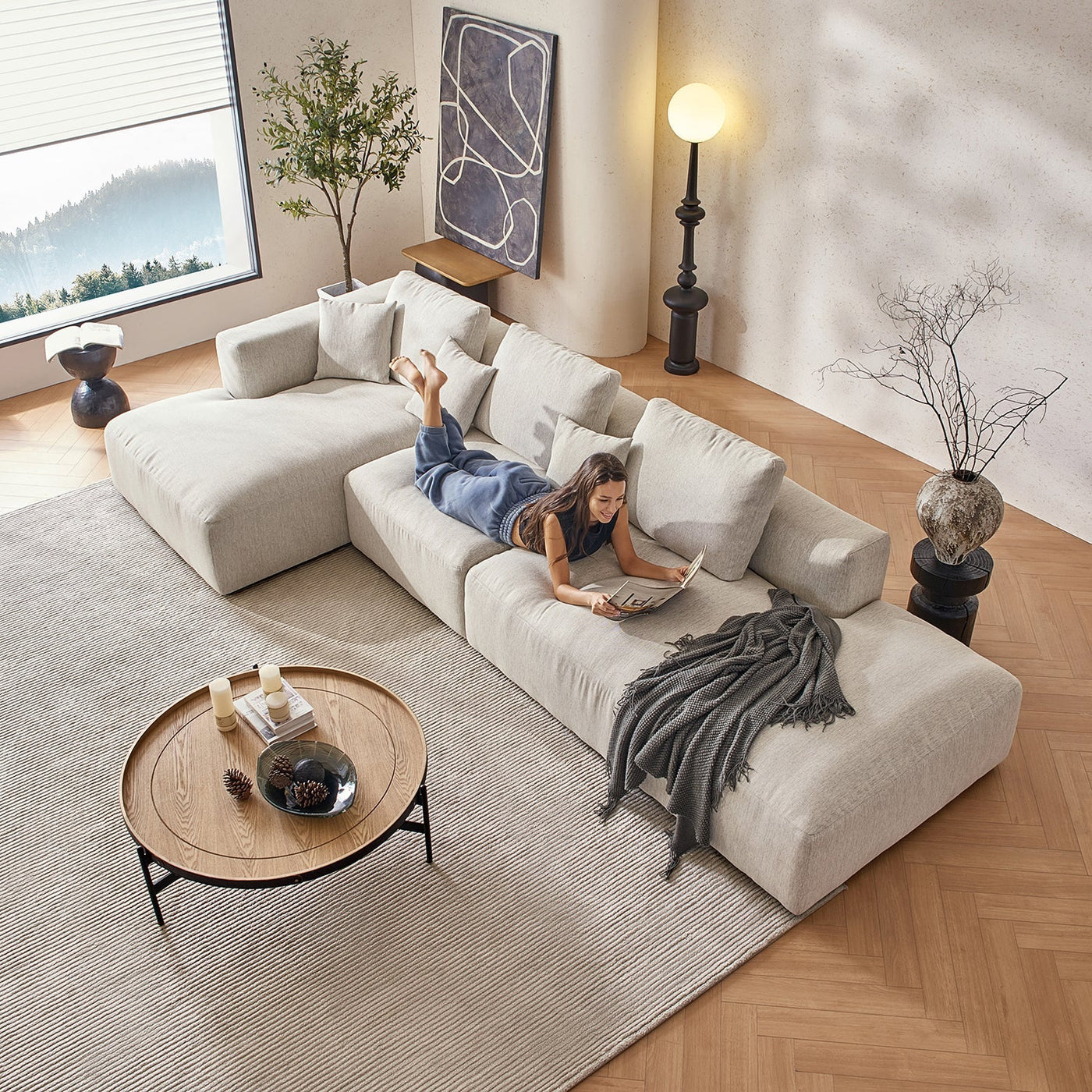 The 5Th Open Sectional - detail view 140