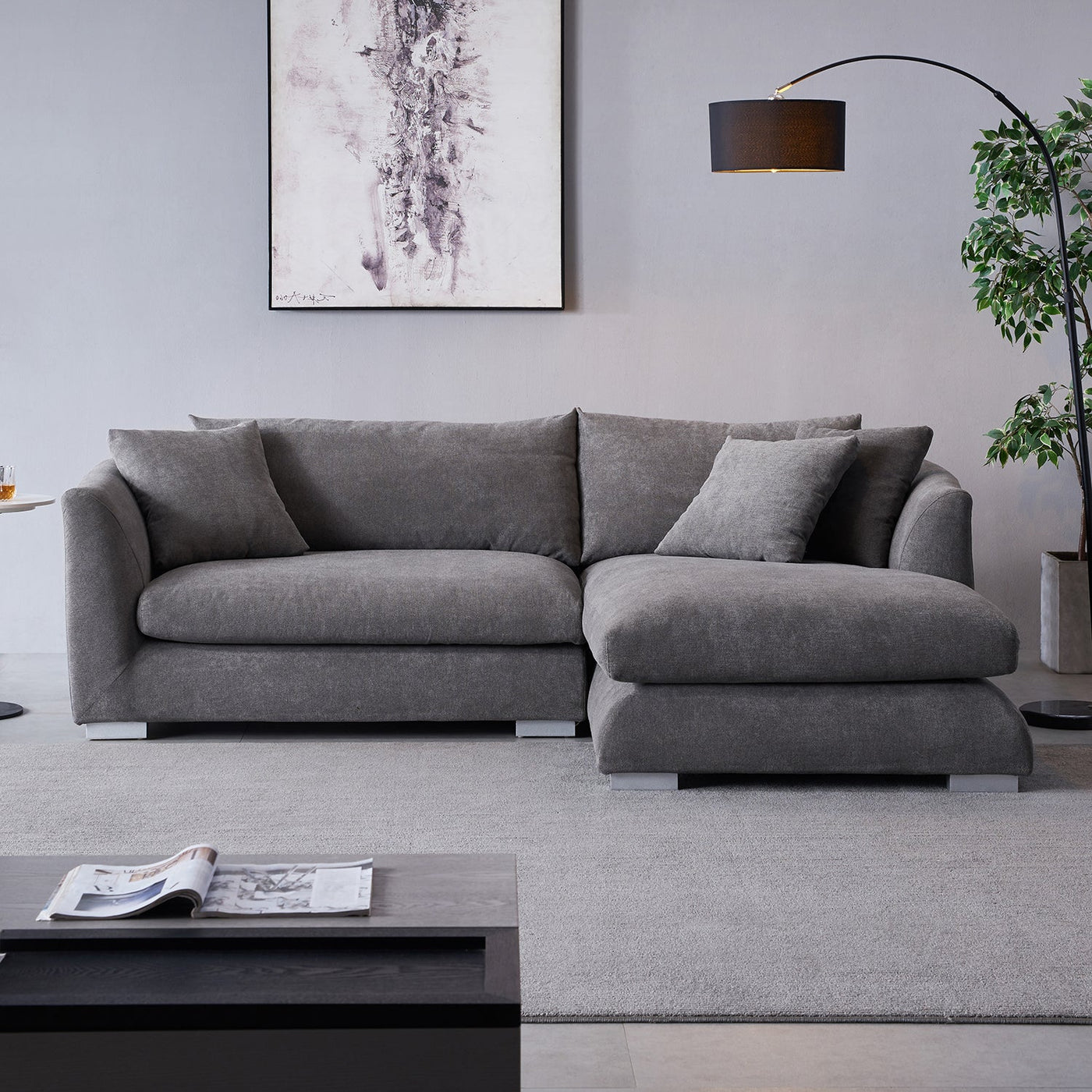 Feathers Sectional - detail view 37