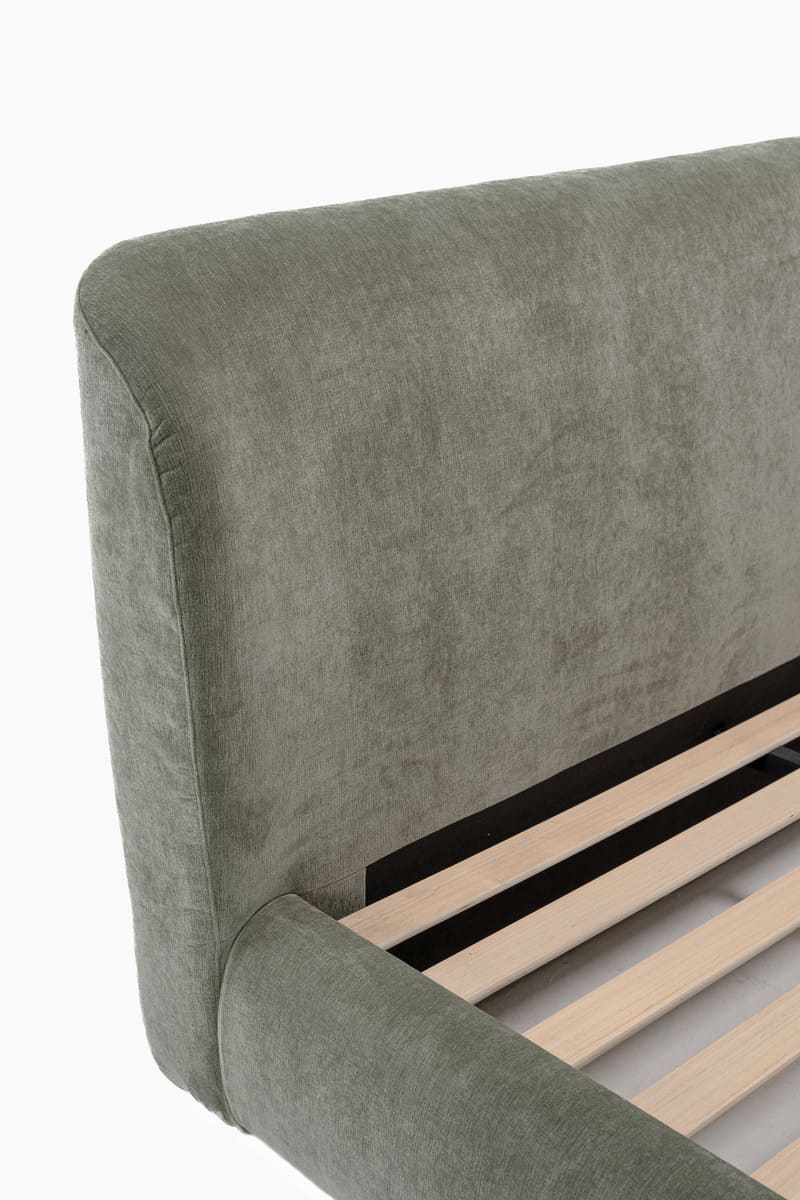 Chelsea Bed - Soft Rounded Upholstered Bed - detail view 39
