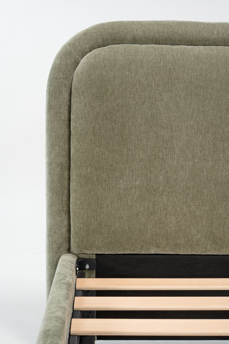 Ivery Bed - Round Headboard - detail view 66